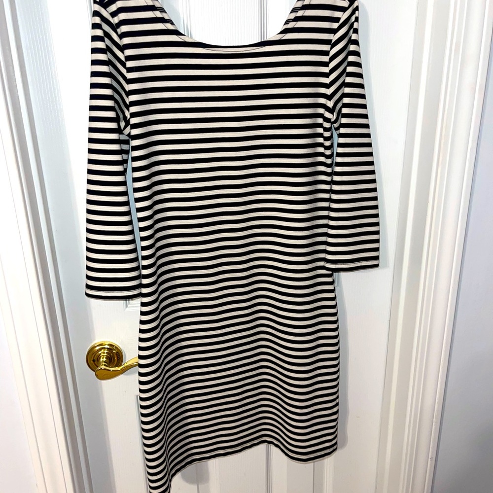 Old Navy Fitted Long Sleeve Dress